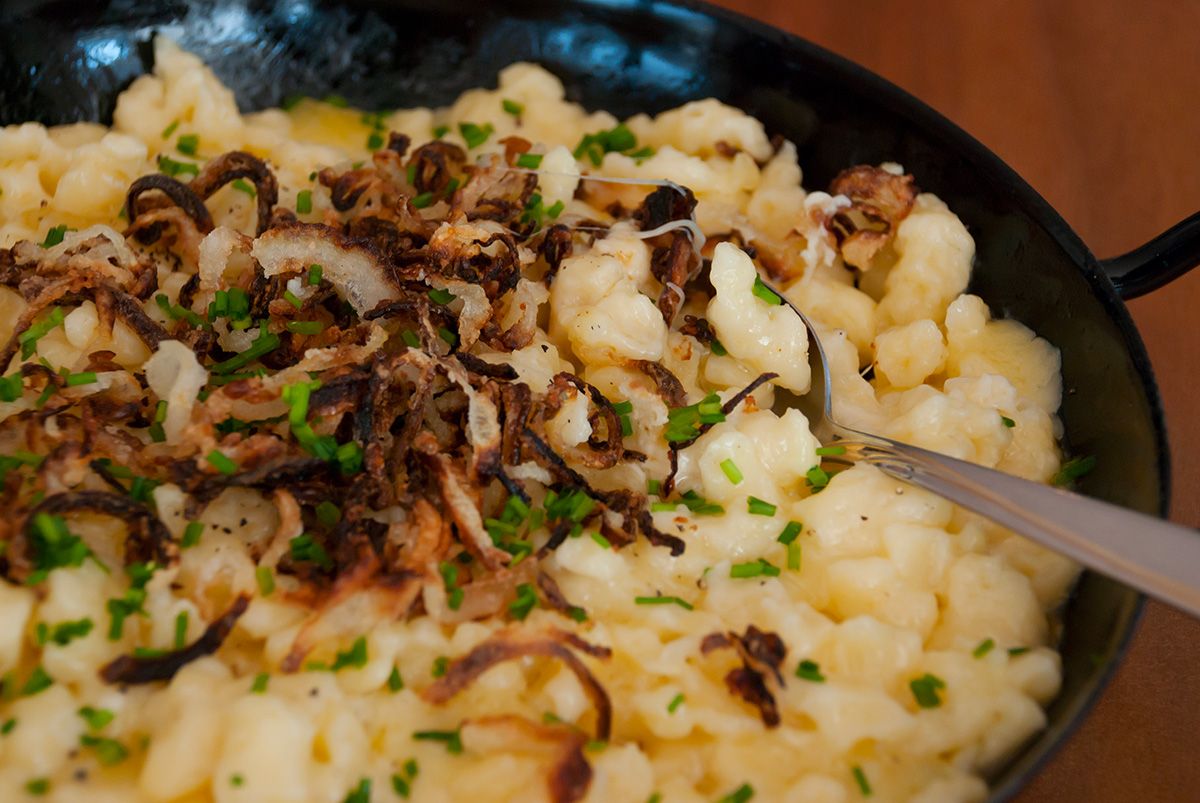 Alsatian pastas with onions