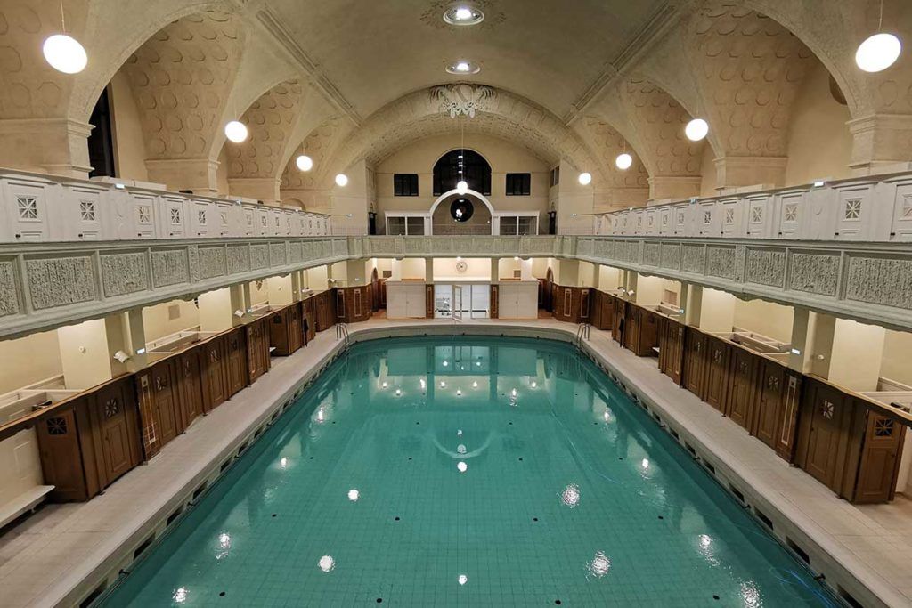Pool of the municipal baths in Strasbourg