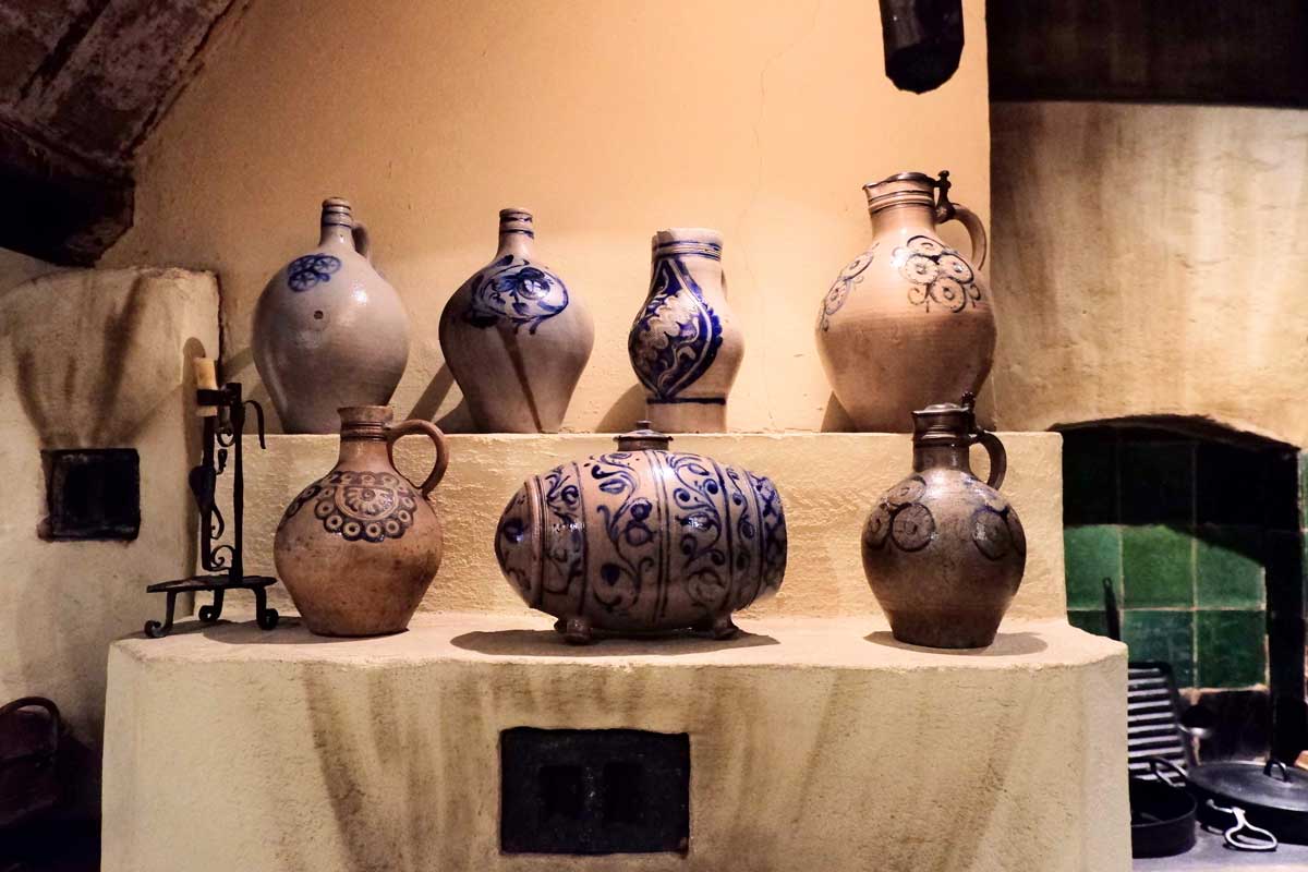 Alsatian pottery