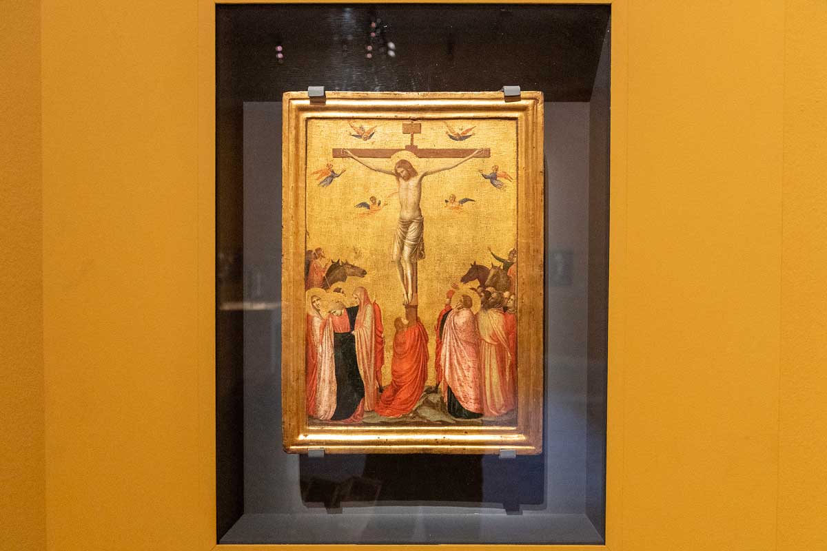 Giotto's Crucifixion at the Musée des Beaux Arts in Strasbourg