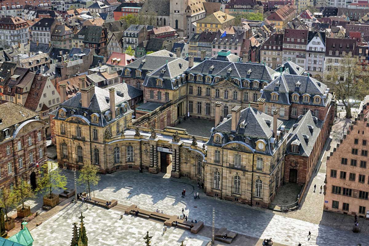 The Palais Rohan as seen from the cathedral platform.